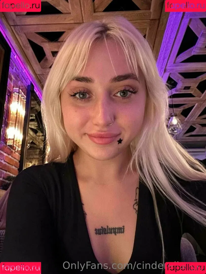 Cinderella_gg Onlyfans Photo Gallery 