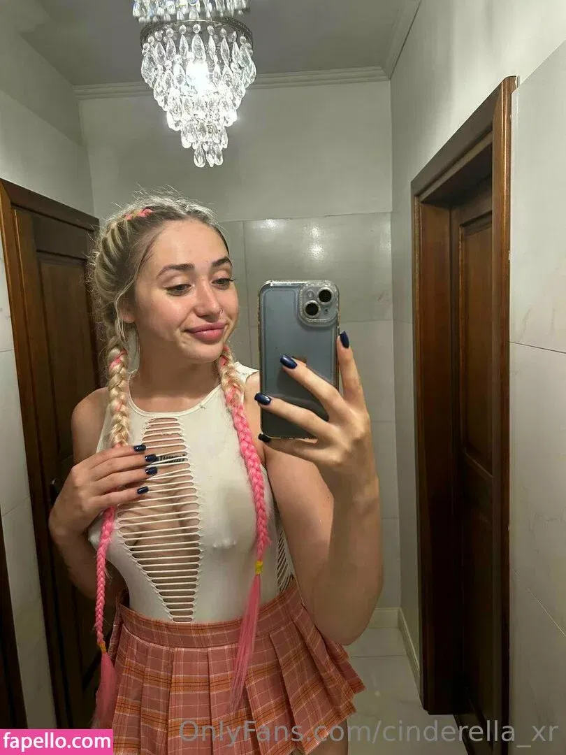 Cinderella_gg Onlyfans Photo Gallery 