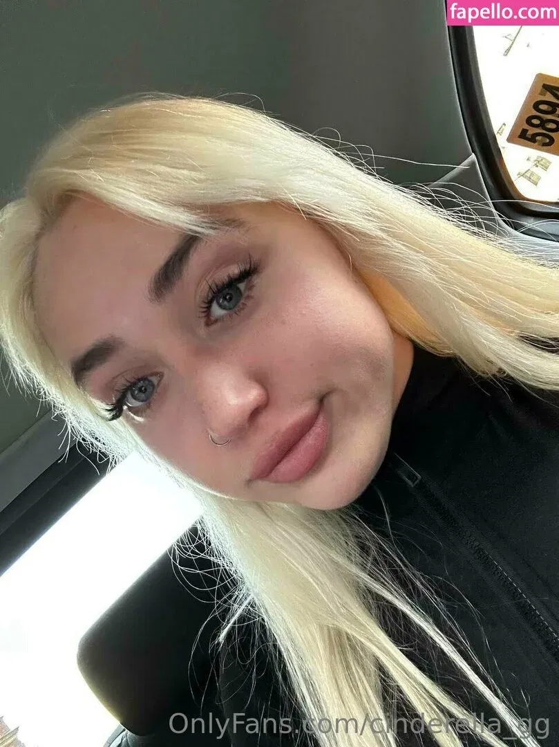 Cinderella_gg Onlyfans Photo Gallery 