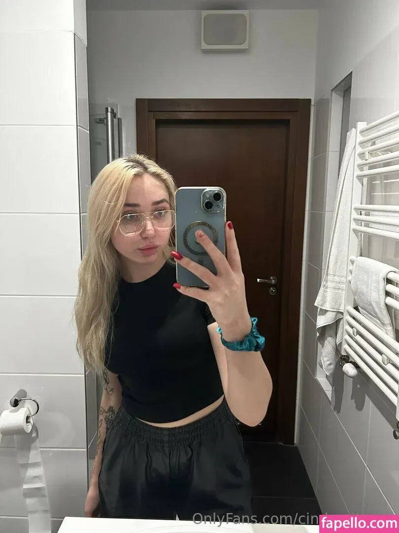 Cinderella_gg Onlyfans Photo Gallery 