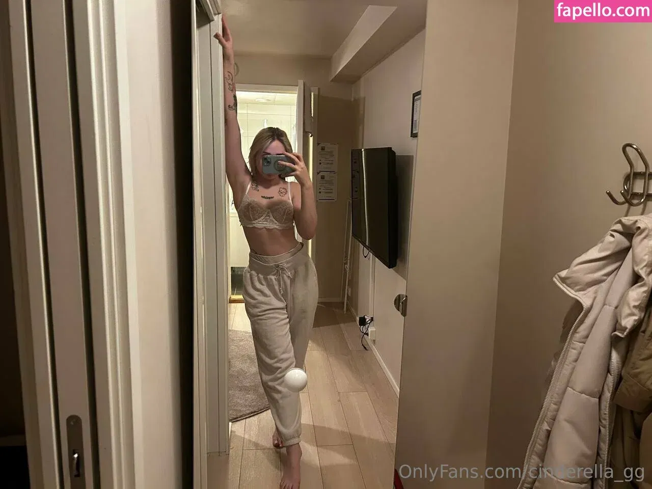 Cinderella_gg Onlyfans Photo Gallery 