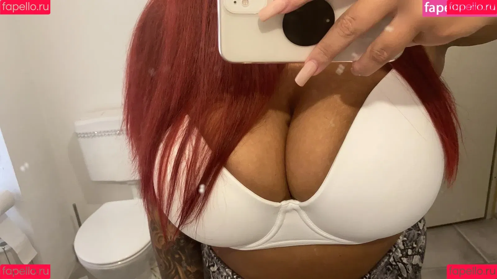 Ria Pompadour Onlyfans Photo Gallery 