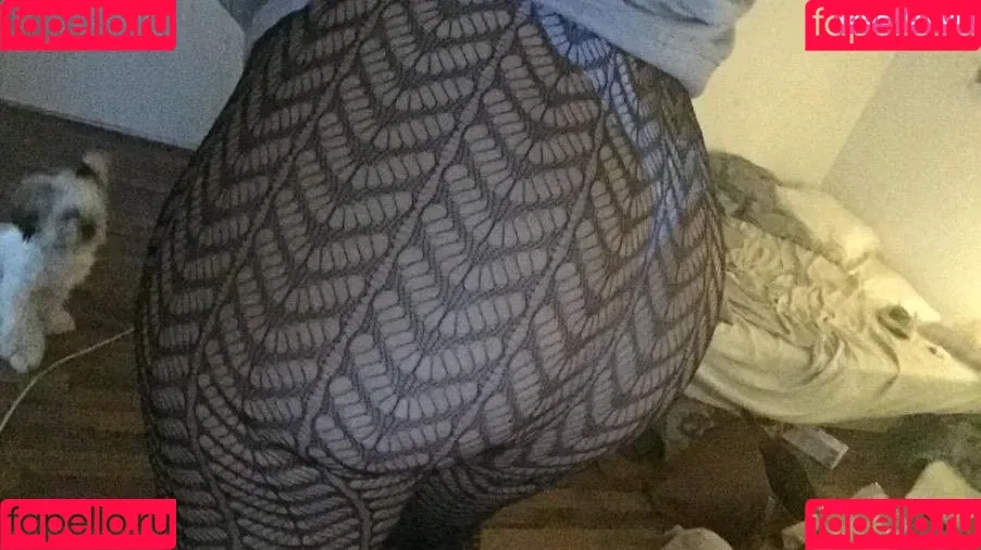 Ria Pompadour Onlyfans Photo Gallery 