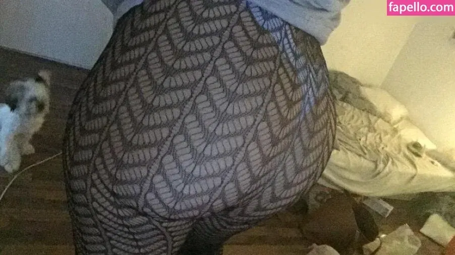 Ria Pompadour Onlyfans Photo Gallery 