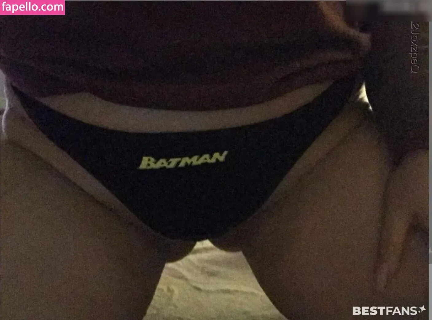 Ria Pompadour Onlyfans Photo Gallery 