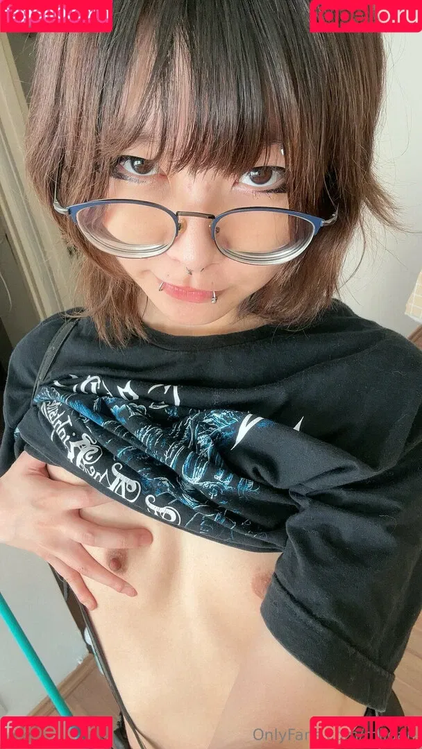 miidari Onlyfans Photo Gallery 
