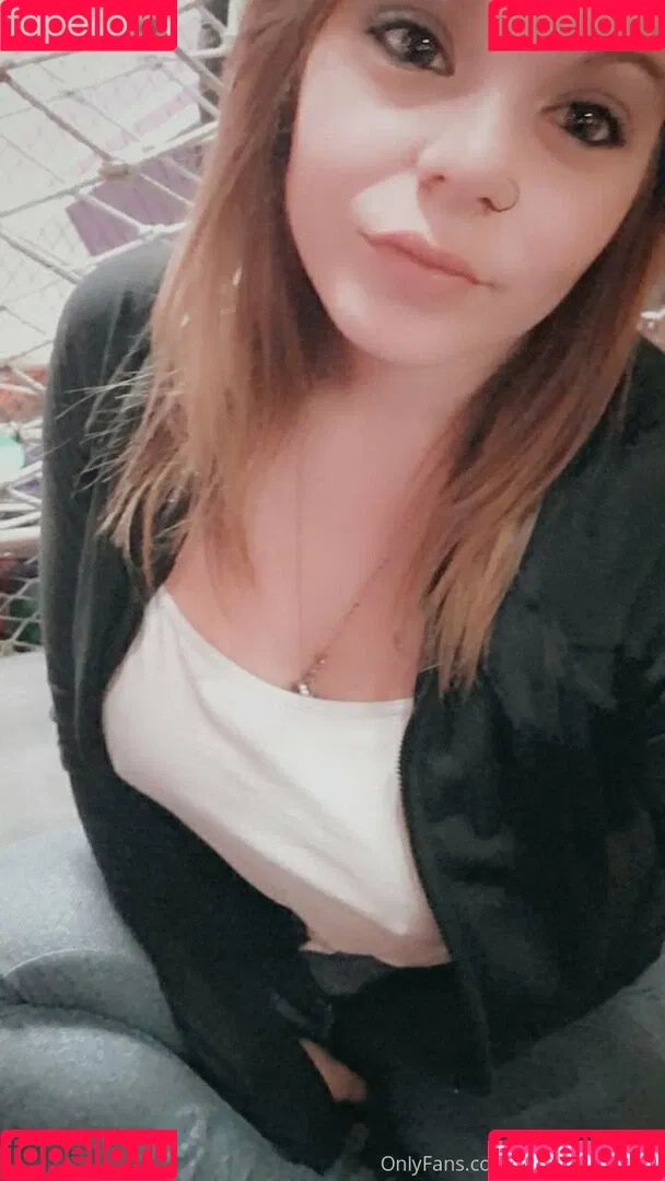 stoner.420chick Onlyfans Photo Gallery 