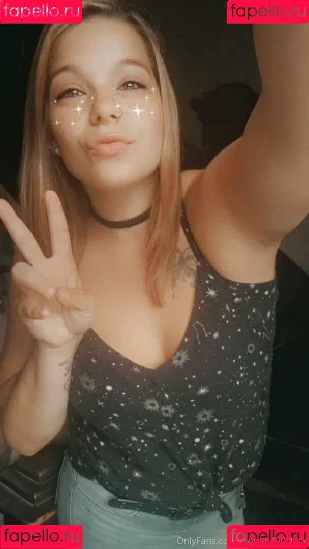 stoner.420chick Onlyfans Photo Gallery 