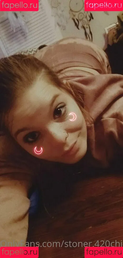 stoner.420chick Onlyfans Photo Gallery 