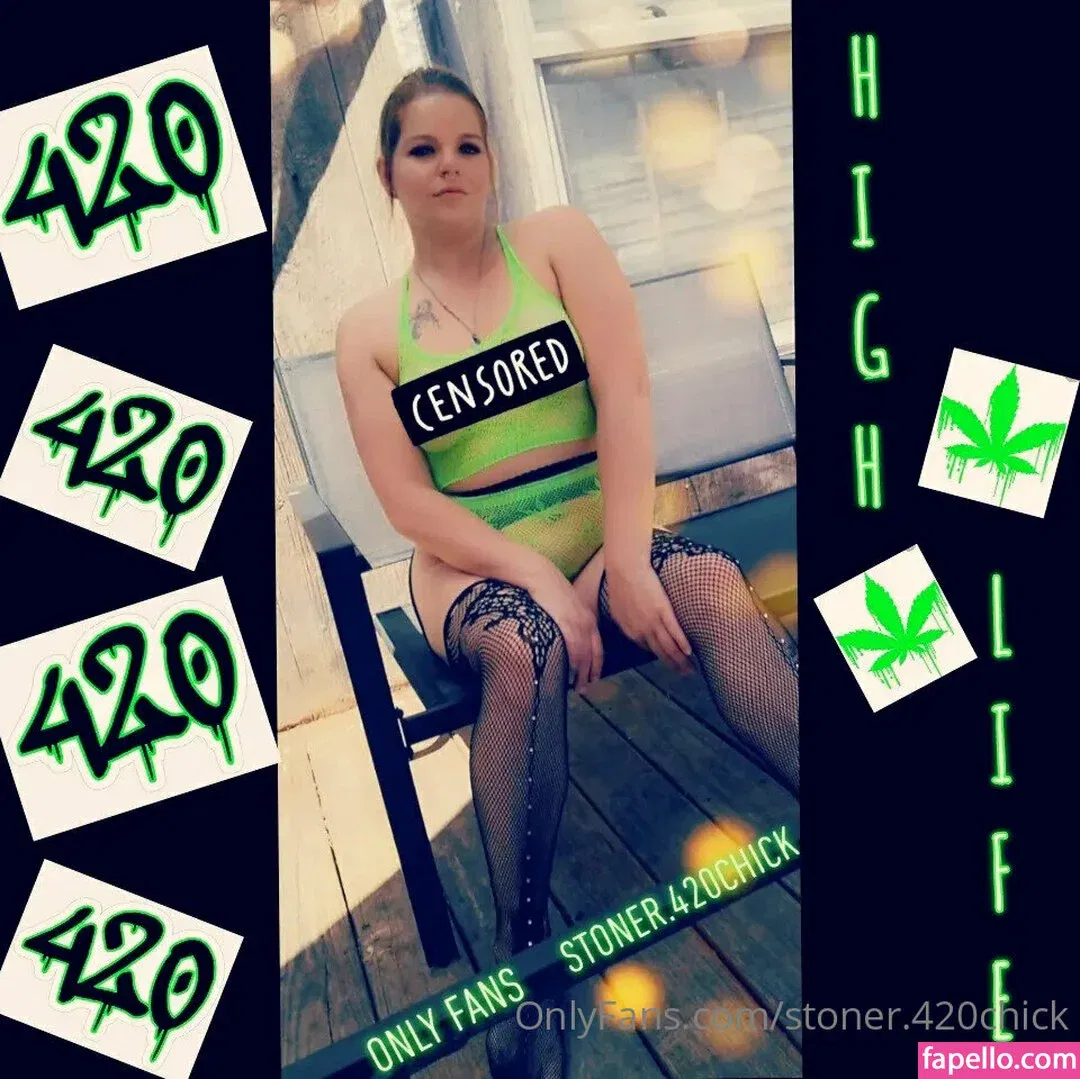 stoner.420chick Onlyfans Photo Gallery 