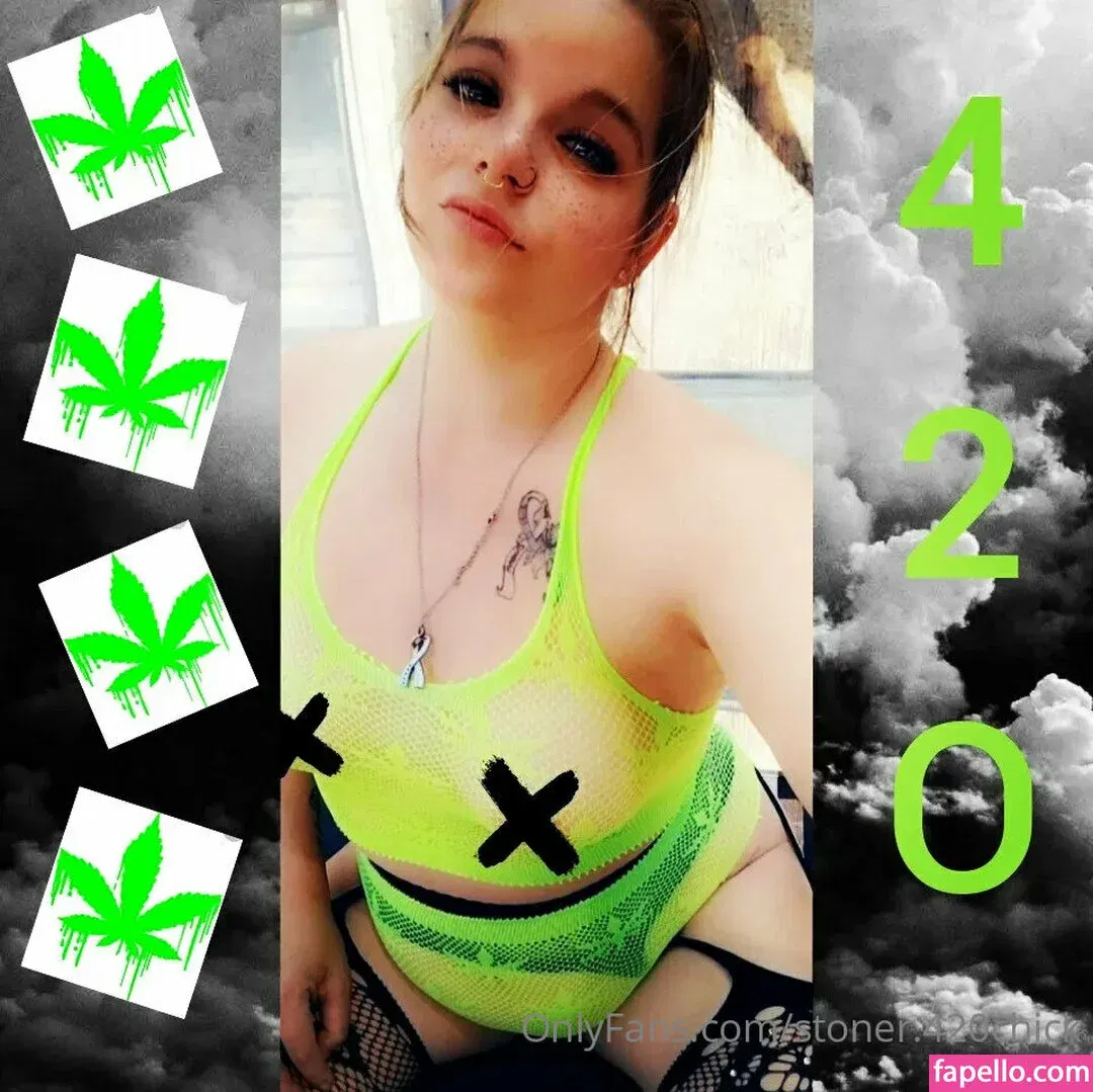 stoner.420chick Onlyfans Photo Gallery 