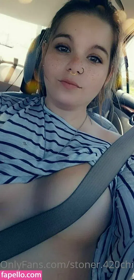 stoner.420chick Onlyfans Photo Gallery 