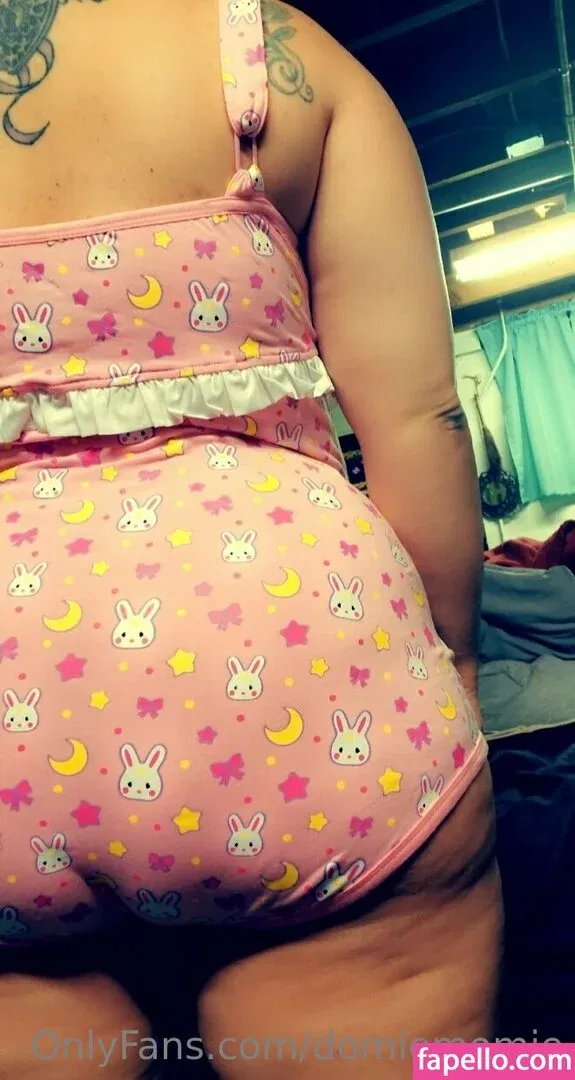 tem_momo Onlyfans Photo Gallery 