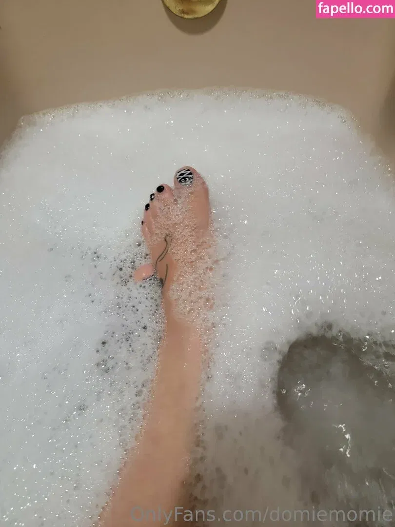 tem_momo Onlyfans Photo Gallery 