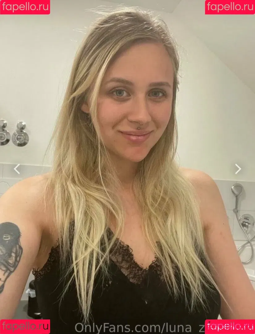 Luna_zuhause Onlyfans Photo Gallery 