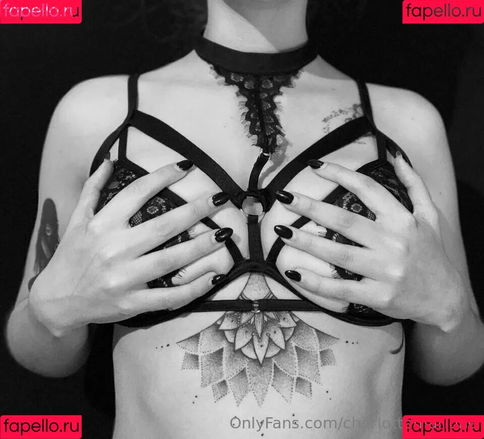 Luna_zuhause Onlyfans Photo Gallery 