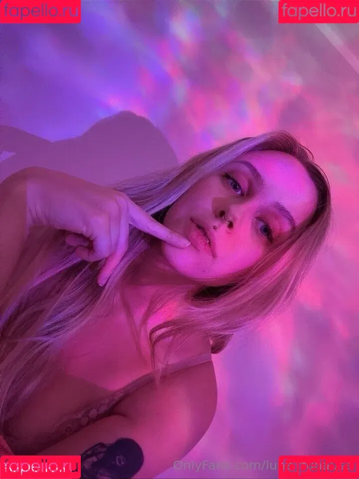 Luna_zuhause Onlyfans Photo Gallery 