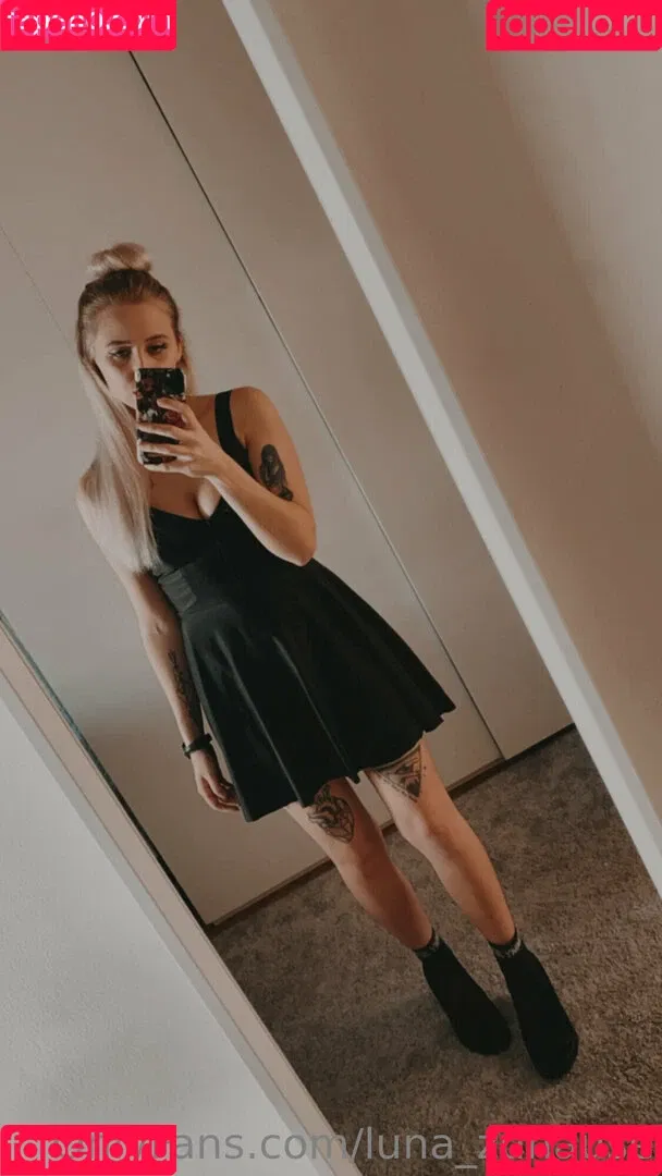 Luna_zuhause Onlyfans Photo Gallery 