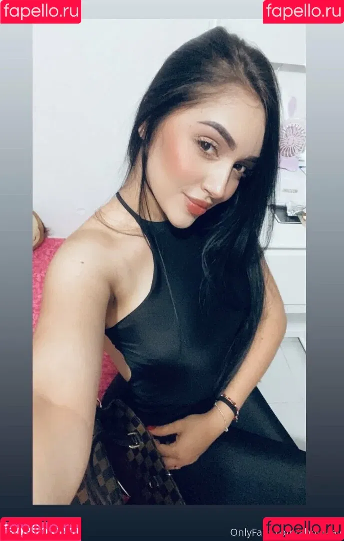 naugthyabb1 Onlyfans Photo Gallery 
