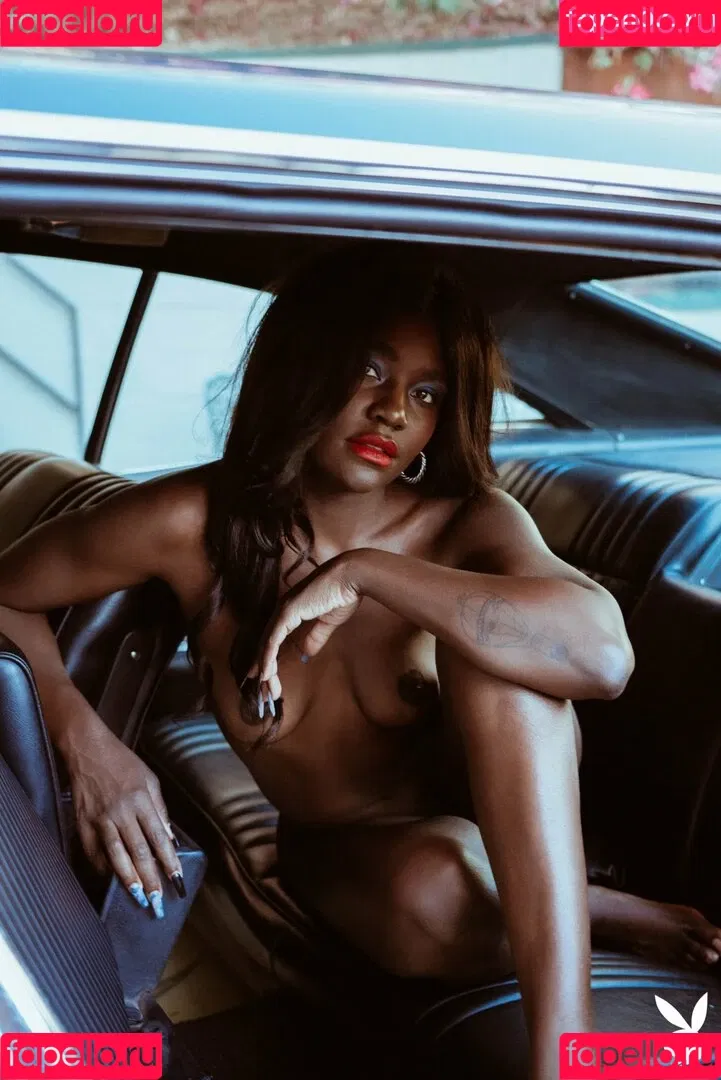Victoria Antoinette Onlyfans Photo Gallery 