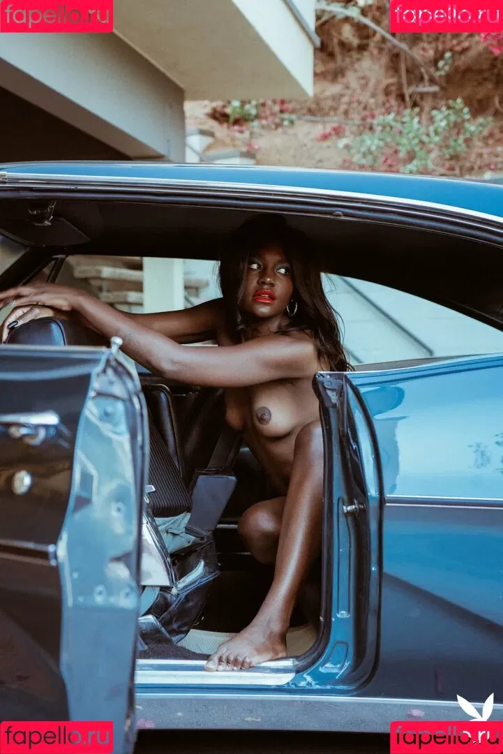 Victoria Antoinette Onlyfans Photo Gallery 