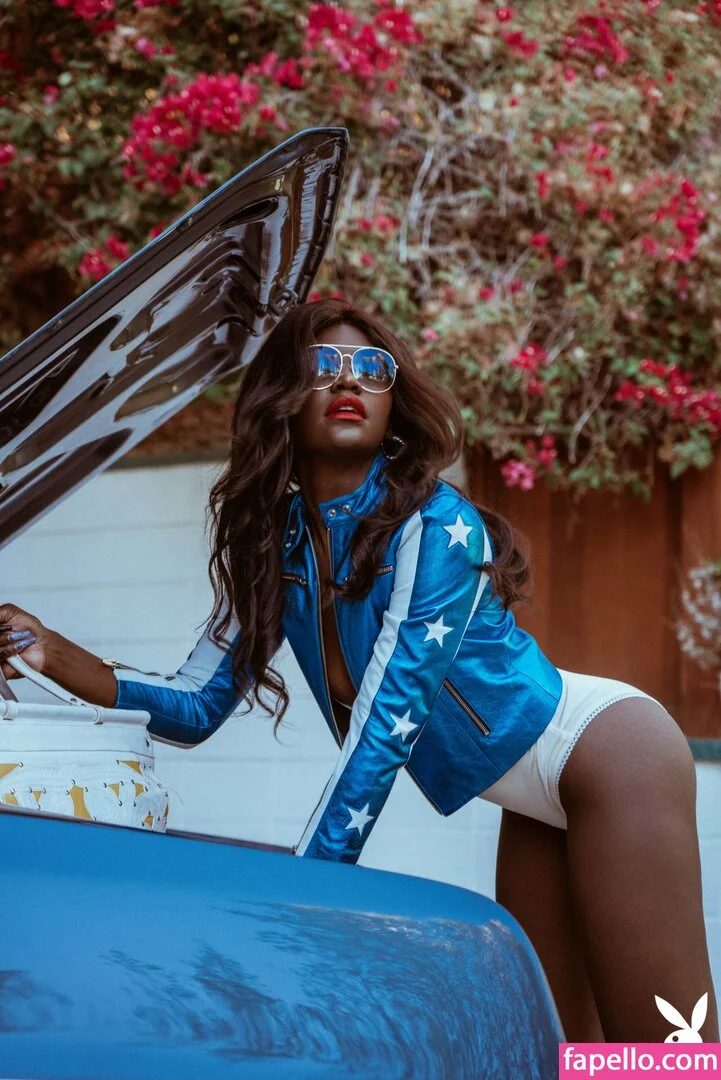 Victoria Antoinette Onlyfans Photo Gallery 