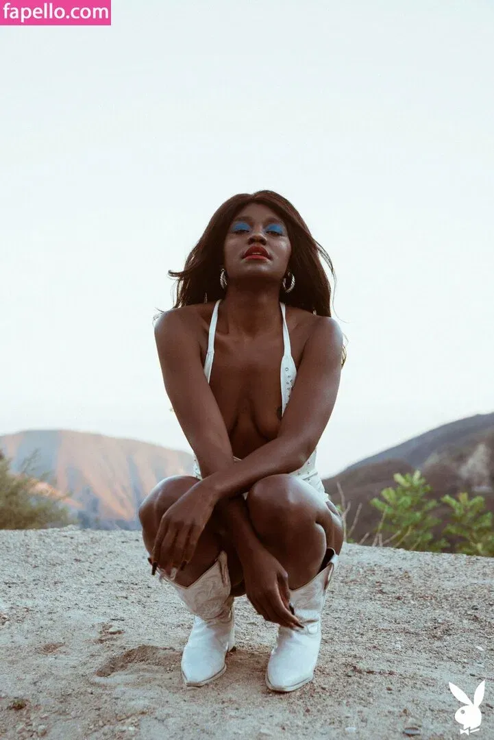 Victoria Antoinette Onlyfans Photo Gallery 