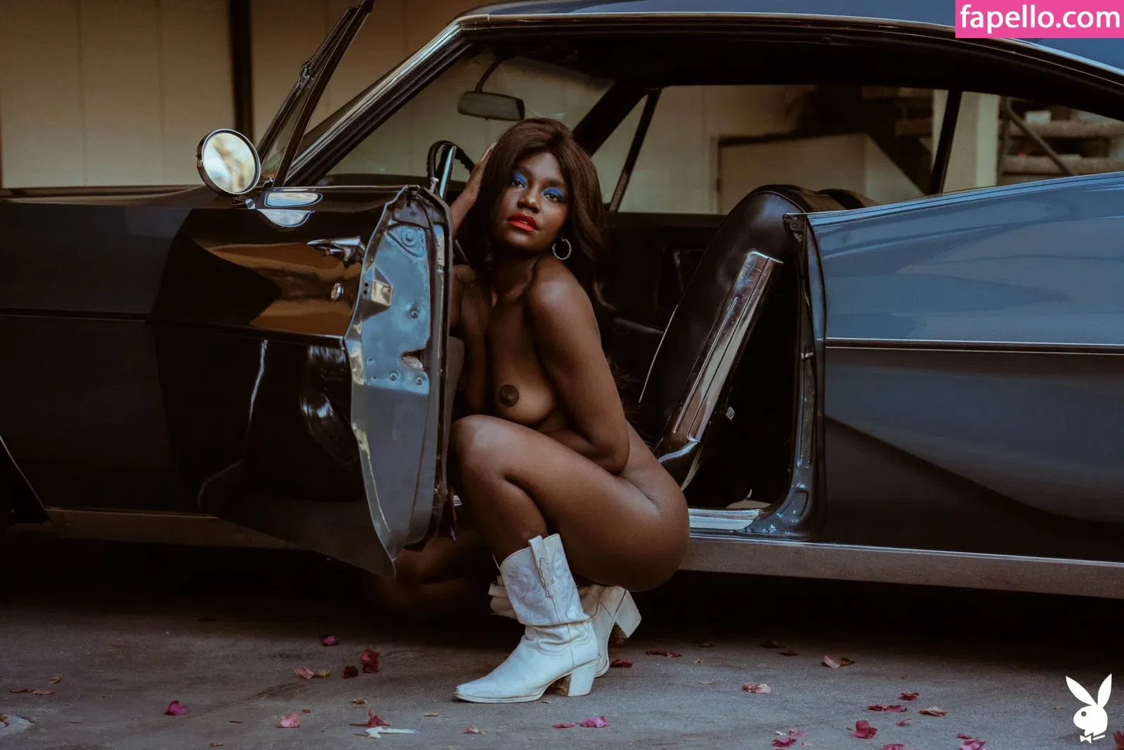 Victoria Antoinette Onlyfans Photo Gallery 