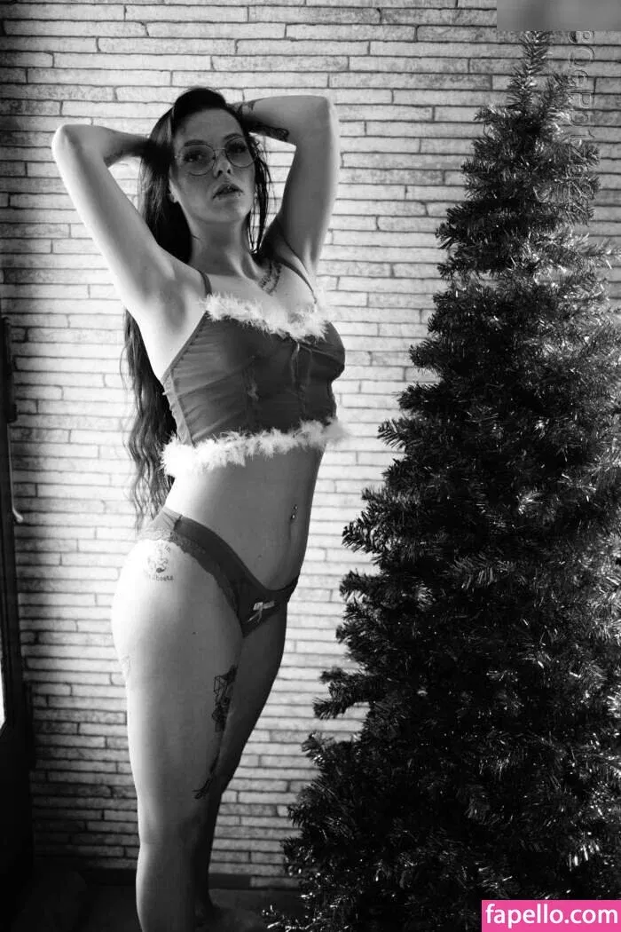 Evee_Avery Onlyfans Photo Gallery 