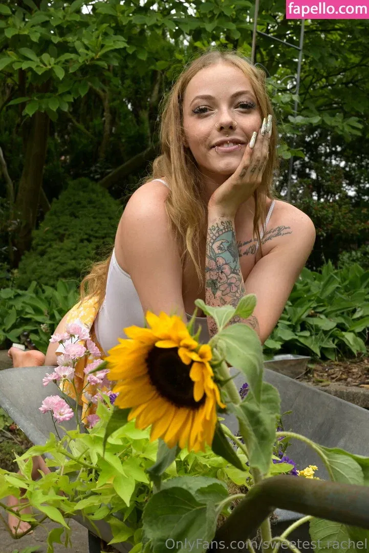 Evee_Avery Onlyfans Photo Gallery 