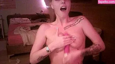 Evee_Avery Onlyfans Photo Gallery 