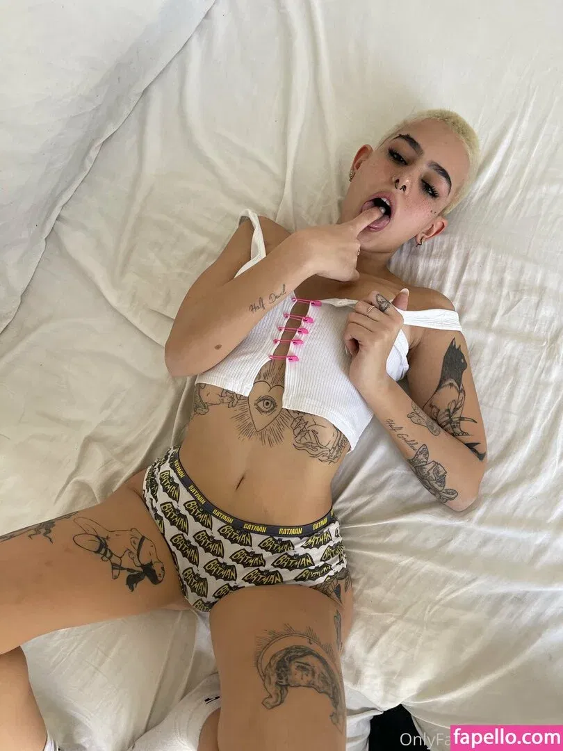 Hila_bby Onlyfans Photo Gallery 