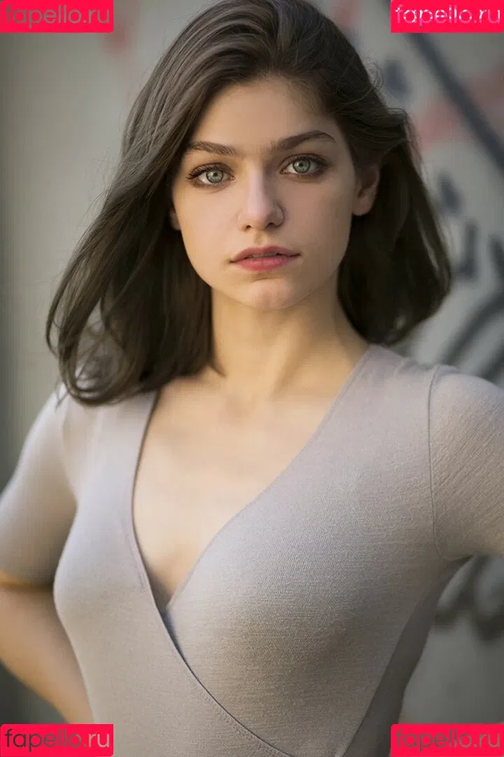 Catharine Daddario Onlyfans Photo Gallery 