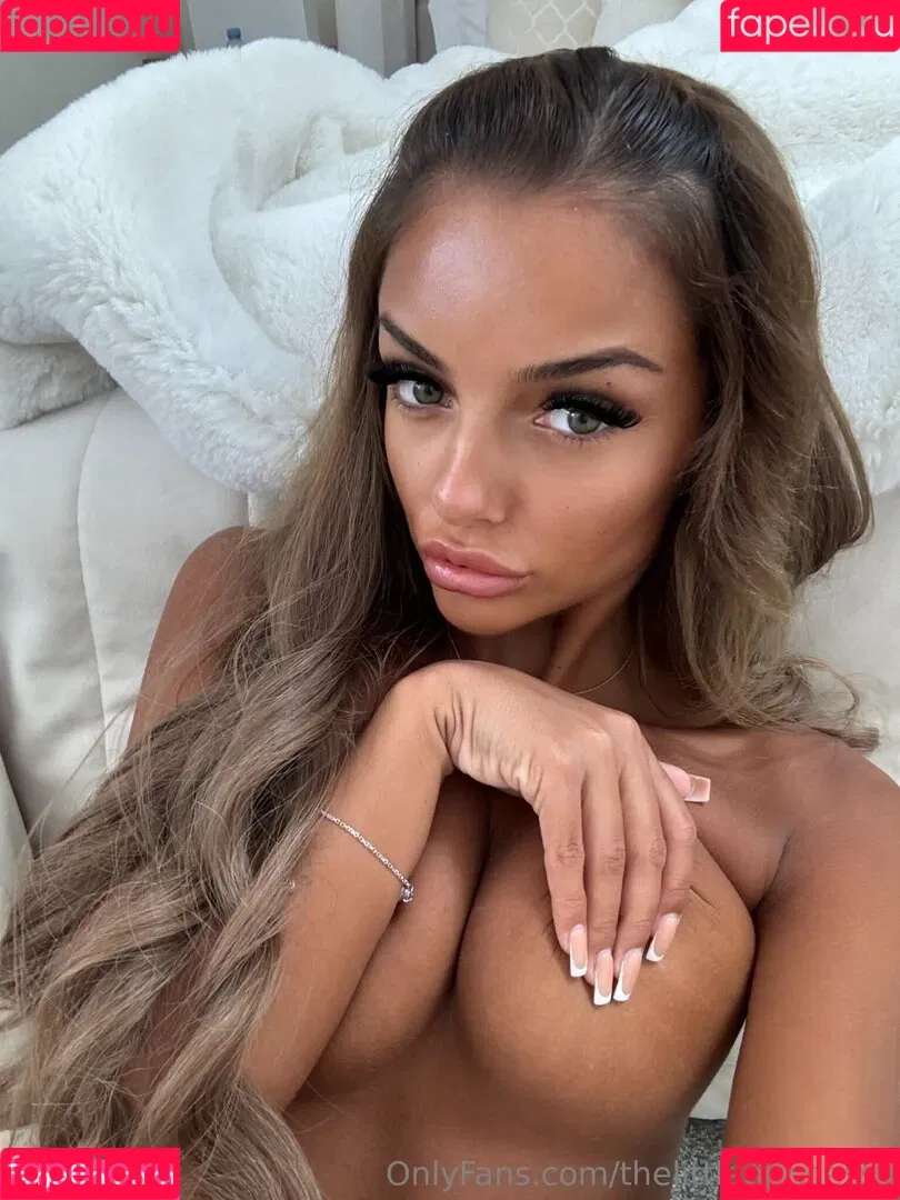 Daisy May Onlyfans Photo Gallery 
