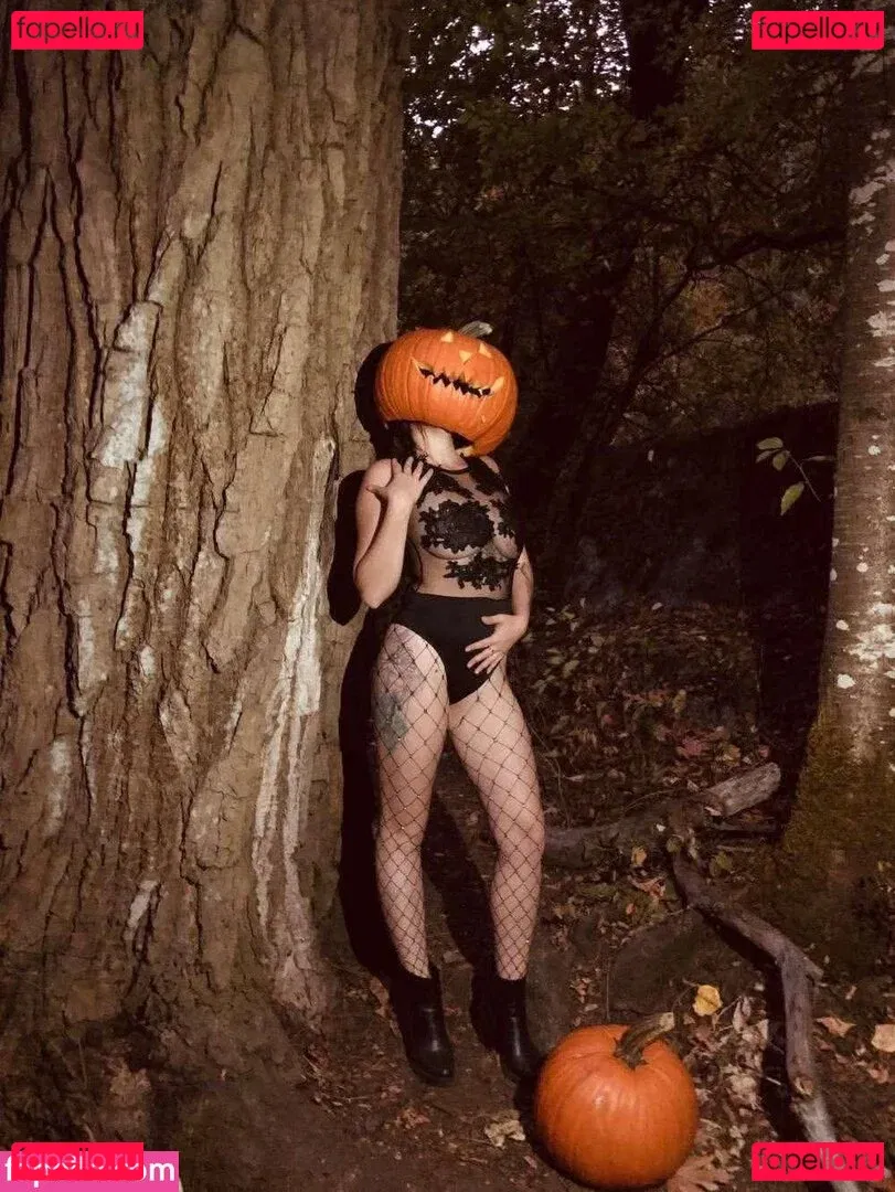 Daisy May Onlyfans Photo Gallery 