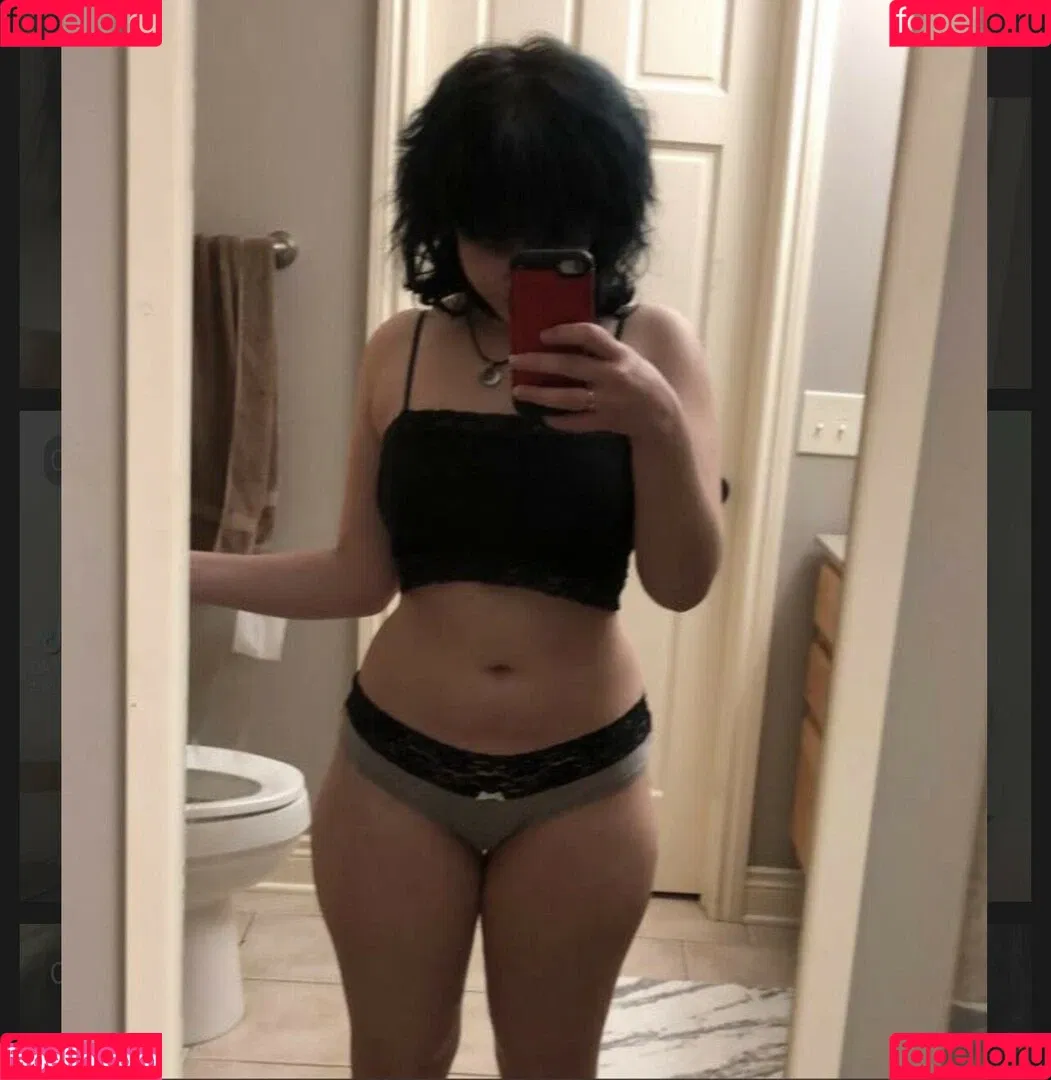 Guttergirlgab Onlyfans Photo Gallery 