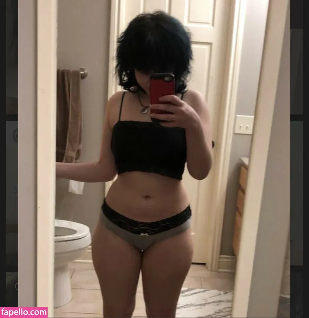 Guttergirlgab Onlyfans Photo Gallery 
