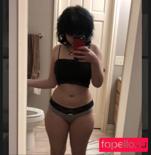 Guttergirlgab Nude Onlyfans Photo 32