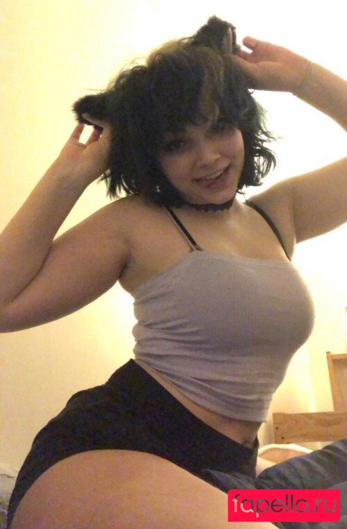 Guttergirlgab Nude Onlyfans Photo 10