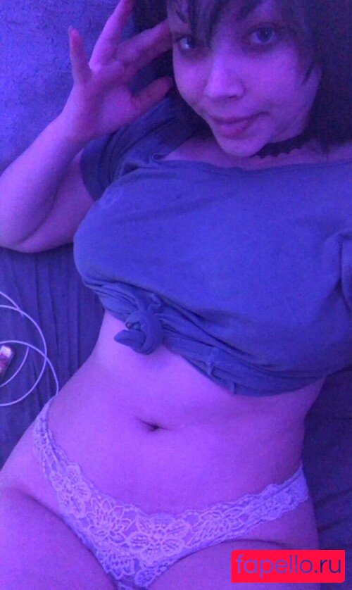 Guttergirlgab Nude Onlyfans Photo 12