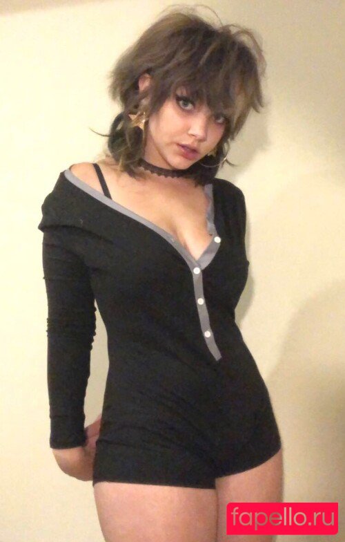 Guttergirlgab Nude Onlyfans Photo 3