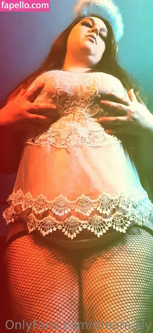 dream.lily Onlyfans Photo Gallery 