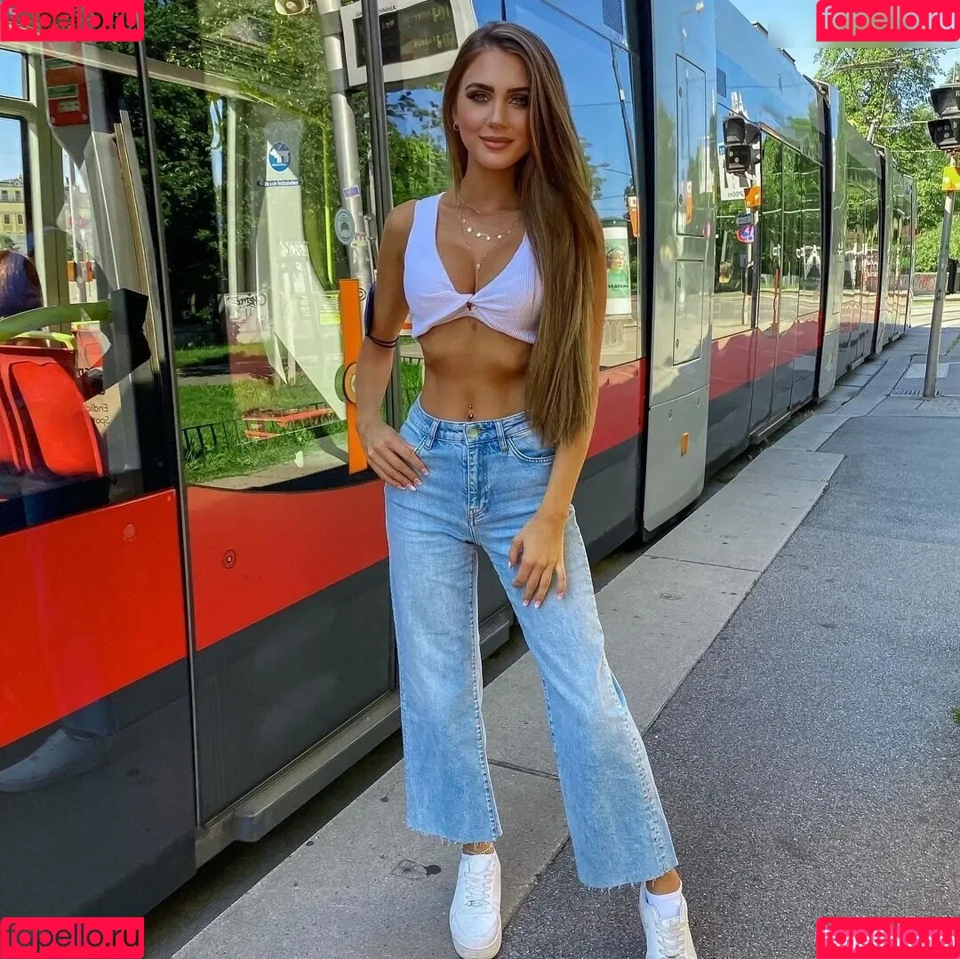 instaisabella Onlyfans Photo Gallery 