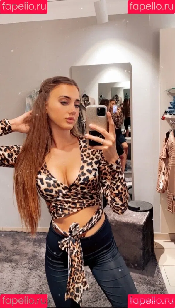 instaisabella Onlyfans Photo Gallery 