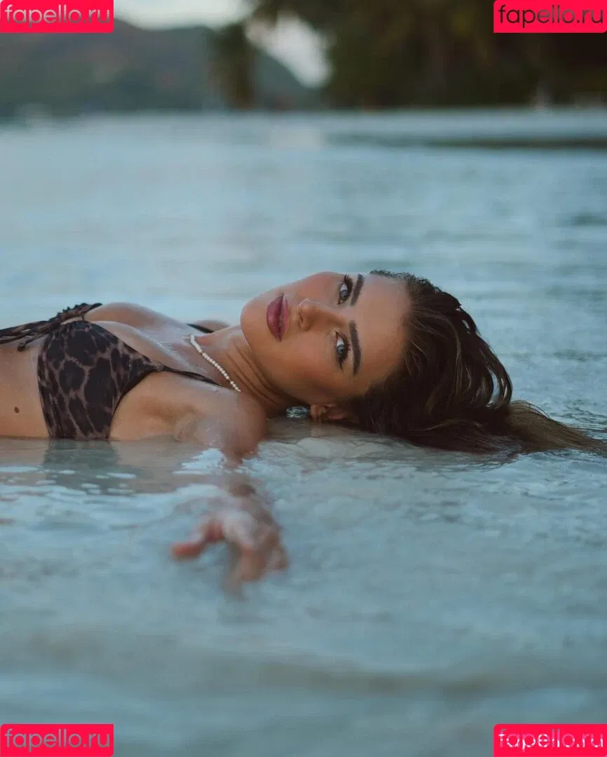 Anna von Klinski Onlyfans Photo Gallery 