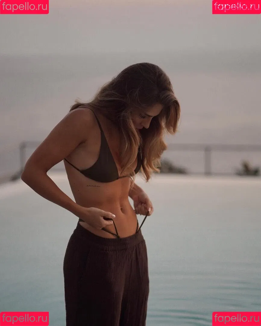 Anna von Klinski Onlyfans Photo Gallery 