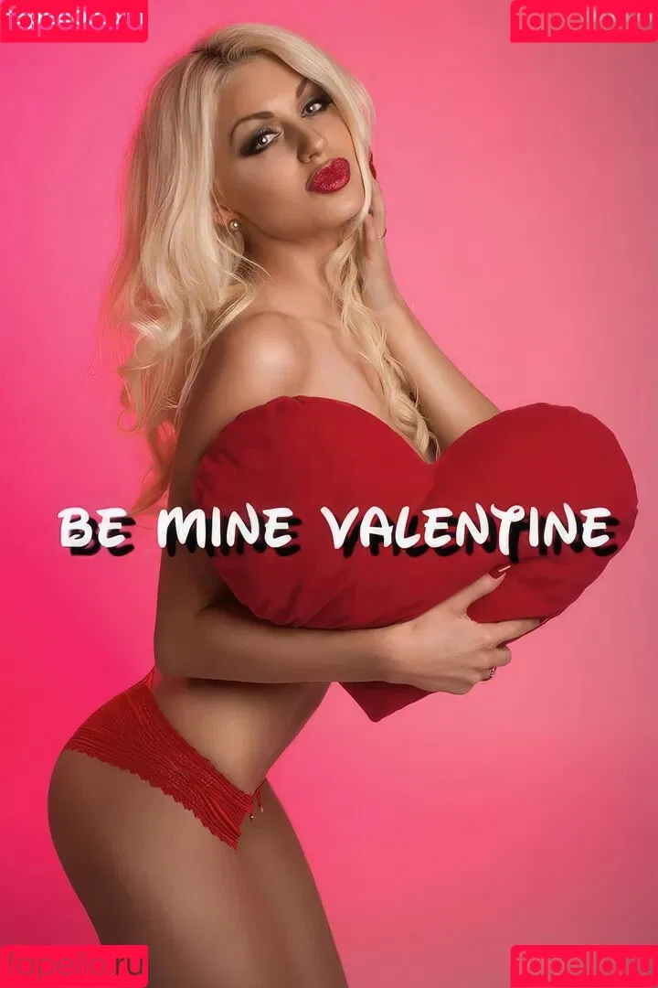 AnnaSahnehexeTV Onlyfans Photo Gallery 