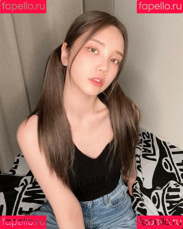 Xooos 수스 Onlyfans Photo Gallery 
