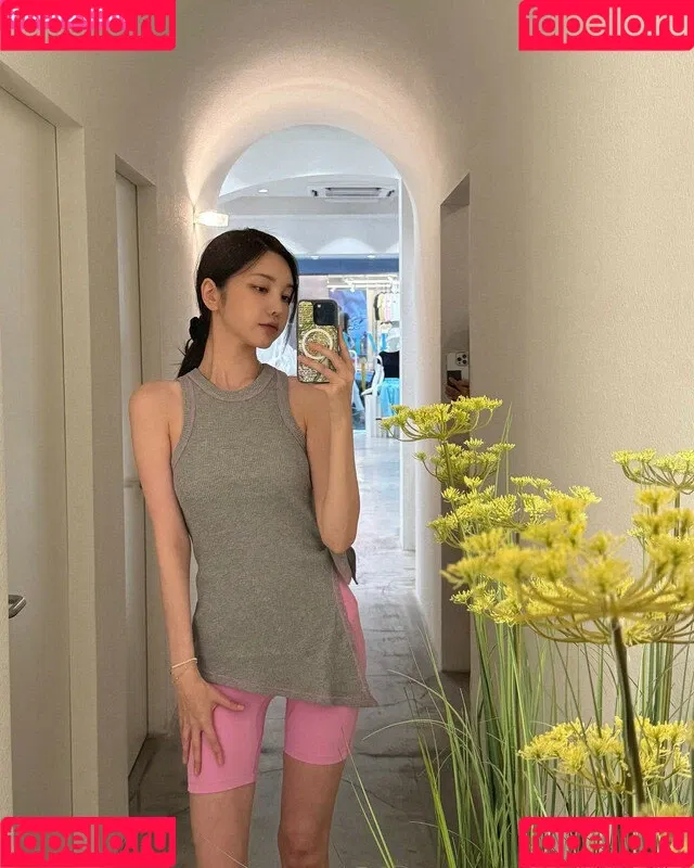 Xooos 수스 Onlyfans Photo Gallery 