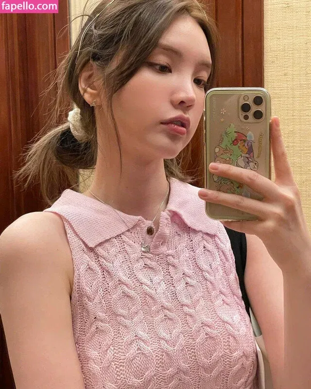 Xooos 수스 Onlyfans Photo Gallery 